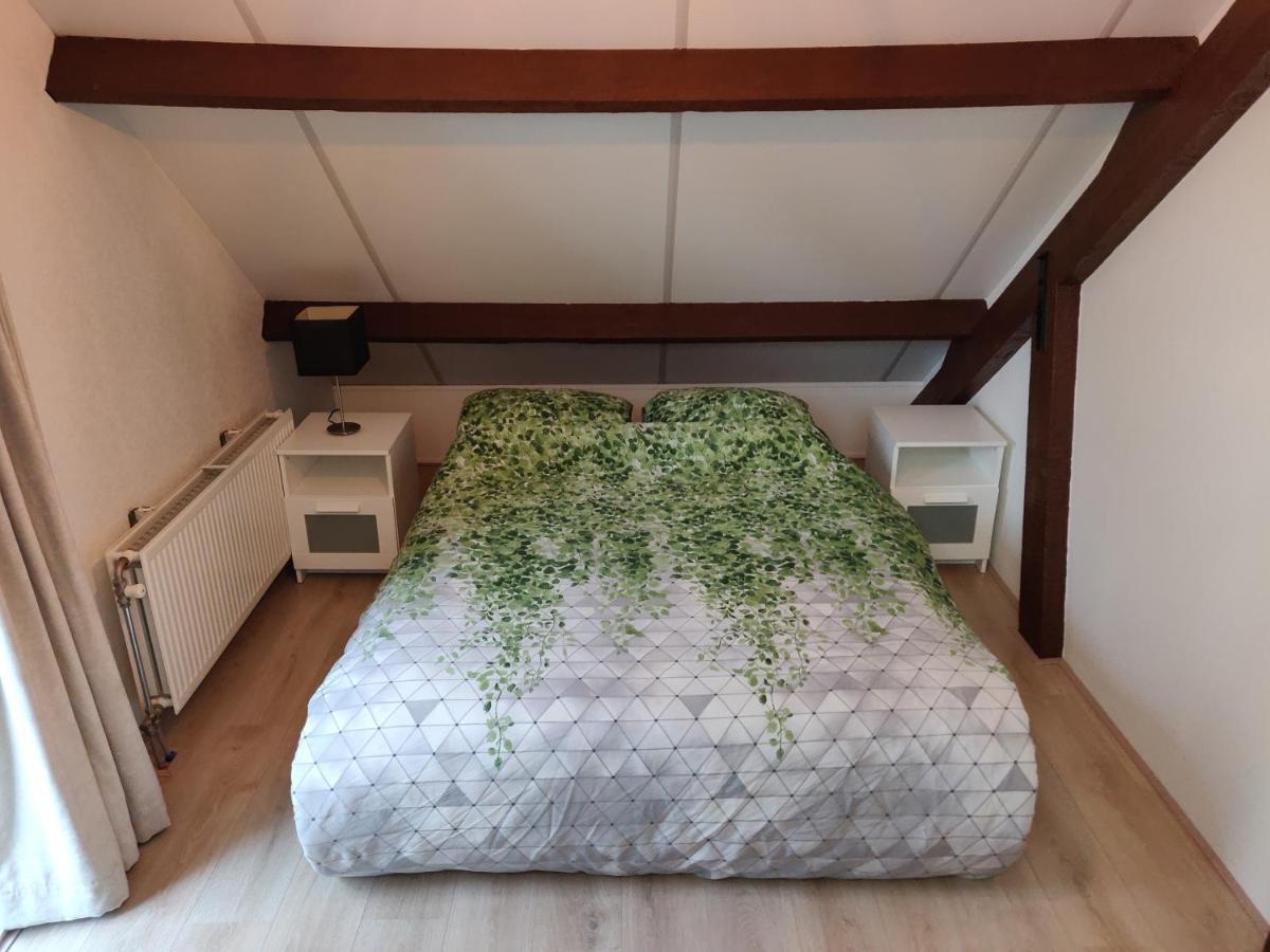 Vakantiehuis Achterhuis Ons Hoekje Houten Exterior foto